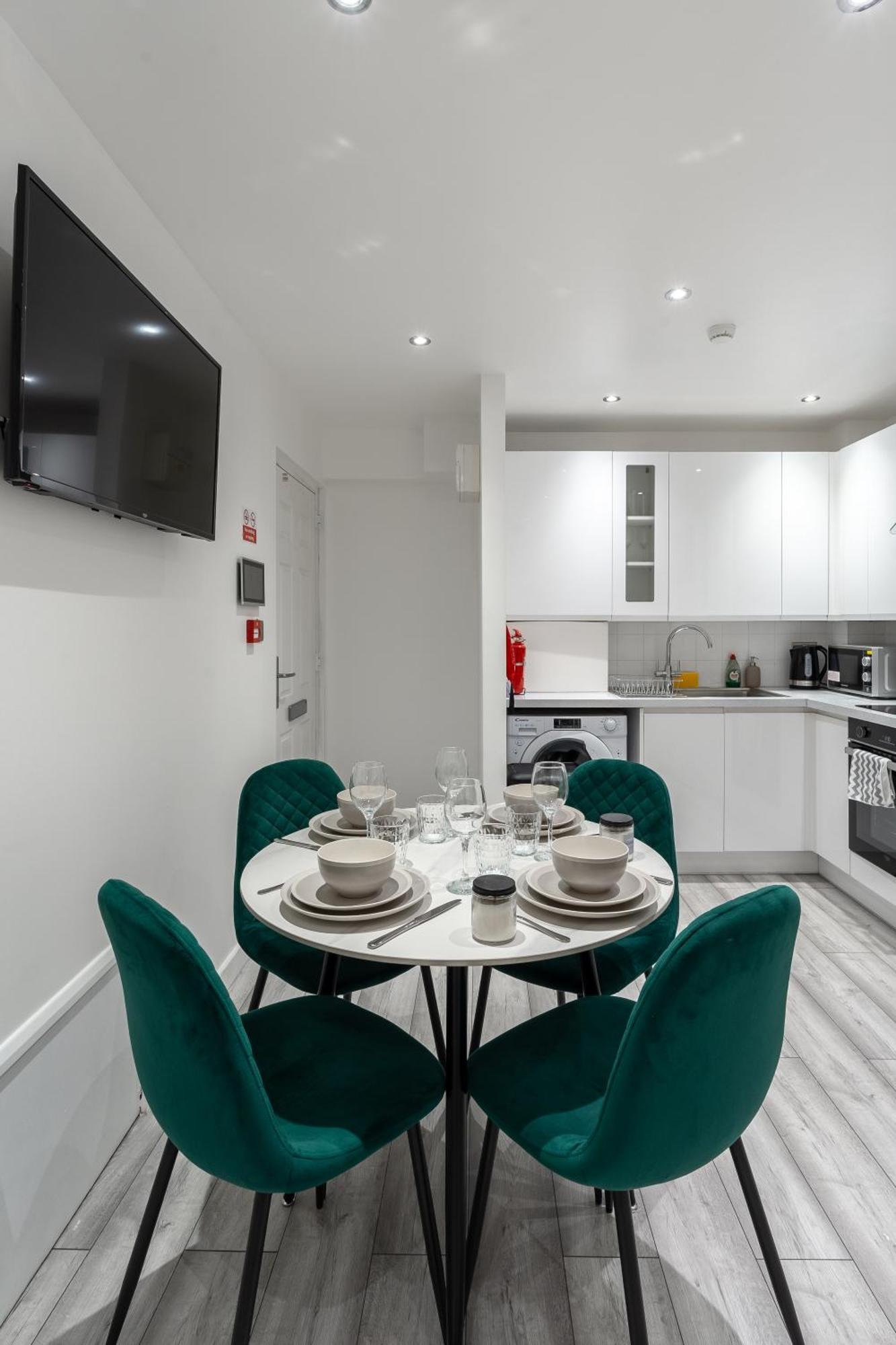 Beautiful Flat Near Central London - Entire Flat - Equipped Kitchen - Private Bathroom エクステリア 写真