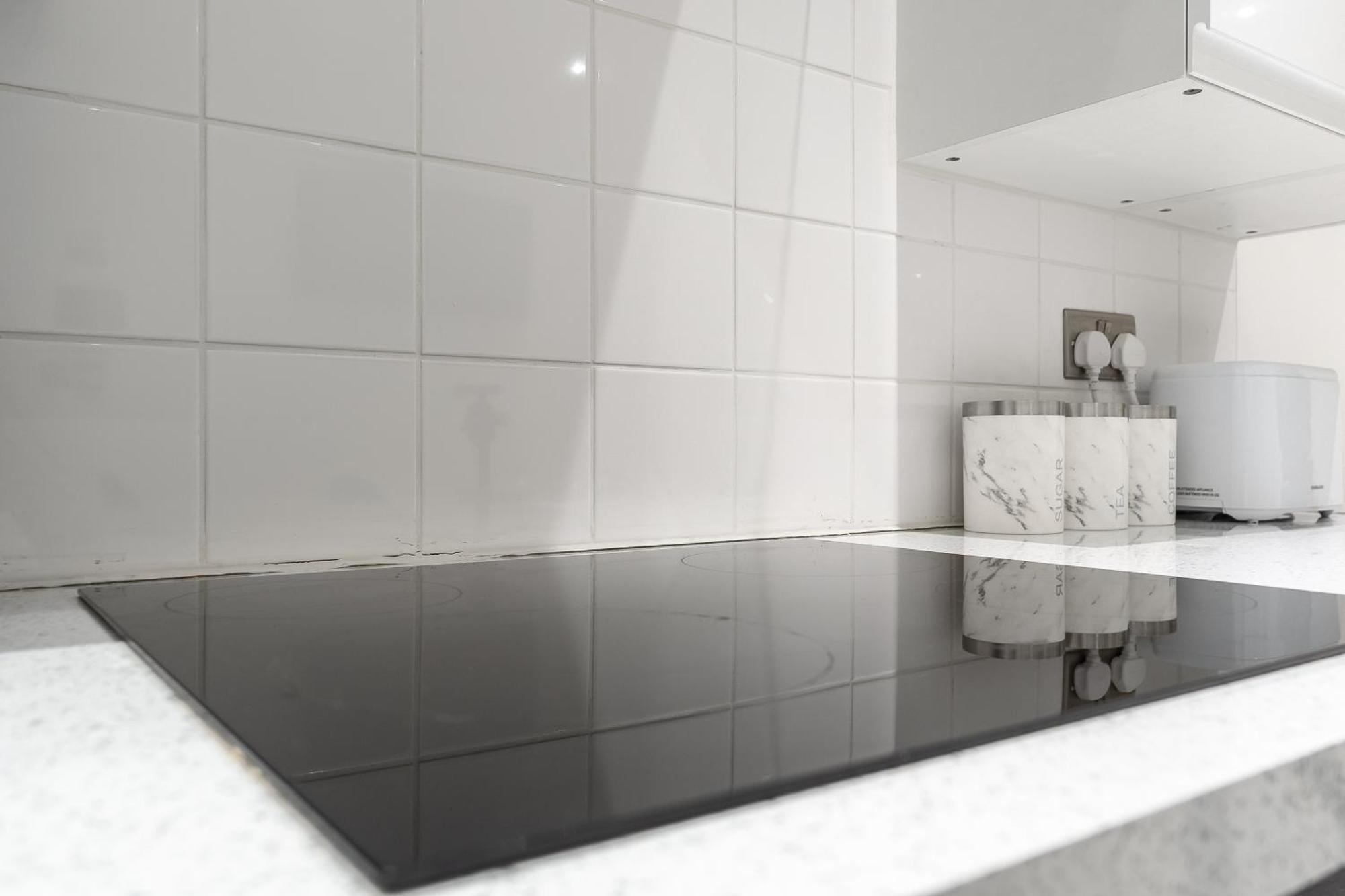 Beautiful Flat Near Central London - Entire Flat - Equipped Kitchen - Private Bathroom エクステリア 写真