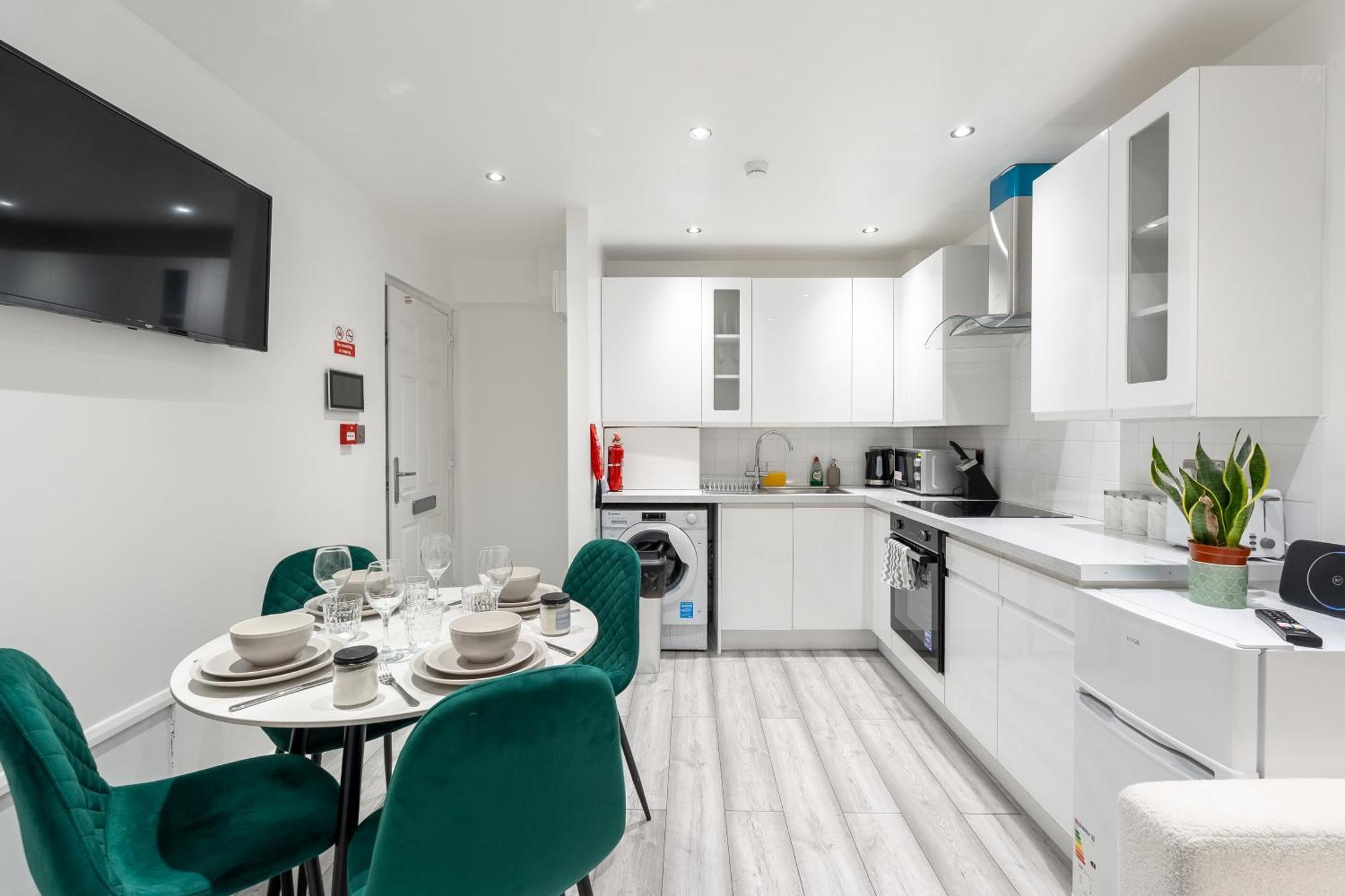 Beautiful Flat Near Central London - Entire Flat - Equipped Kitchen - Private Bathroom エクステリア 写真