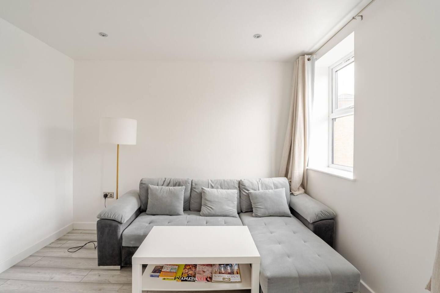 Beautiful Flat Near Central London - Entire Flat - Equipped Kitchen - Private Bathroom エクステリア 写真
